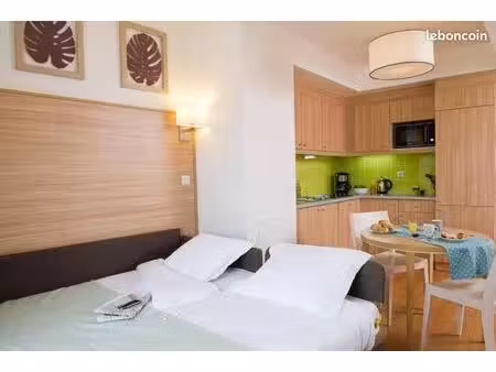 studio 1 pièce 25 m²
