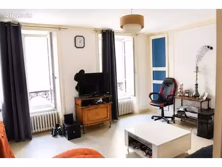 grand appartement traversant centre ville ambert