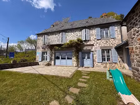 vente appartement 5 pièces 157 m² à cézens (15230)  249 000 €