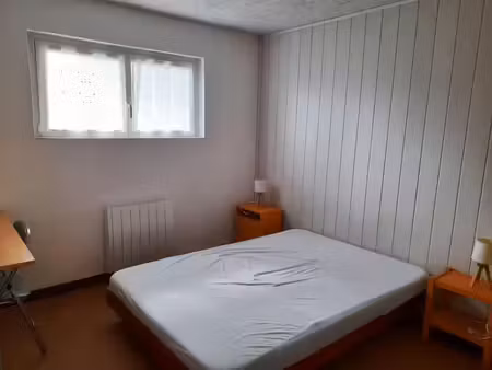 location appartement 1 pièce 20 m² à la roche-sur-yon (85000)