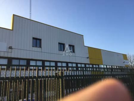 location bureau petite synthe  139m² 8 pièces 1 650€ nord