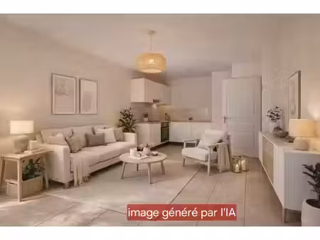 à vendre t2 loué 42m² avec jardin et garage en residence au l