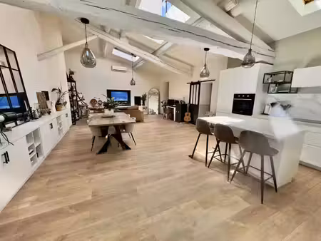 loft 100 m2 - centre ville nîmes