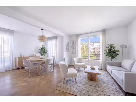 suresnes centre ville - 4 pieces balcon parking 82m² 529 000 euros fai
