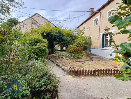 maison avec vue magnifique sur les monts de toulx-sainte-cro