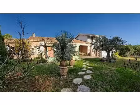 saint-saturnin les avignon maison 7 pièce(s) 155 m² 449 000