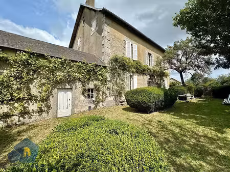 maison/villa 10 pièces