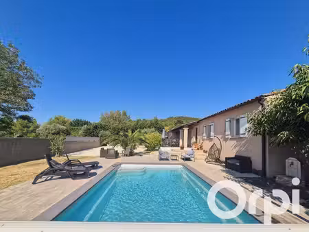 villa avec piscine