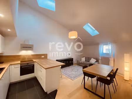 location meublée appartement 3 pièces 76 m² à angers (49000)  1 250 €
