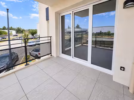 location appartement t2 43 05 m2 avignon montfavet - 589 eur c
