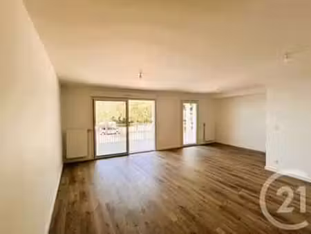 vente appartement 3 pièces au fenouiller (85800) : à vendre 3 pièces / 66m² le fenouiller