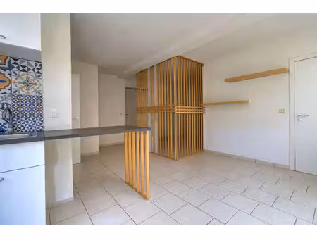 appartement à louer à rue docteur heuse 340 trooz (vbe53855)