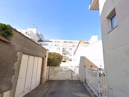 rue de vesle / impasse des carmelites
