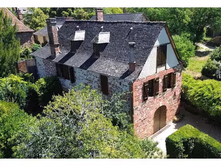 vente propriété 11 pièces 28 m² à collonges-la-rouge (19500)  359 000 €