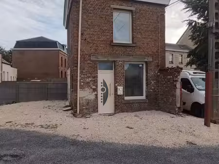 maison remise à neuf – quartier calme – 590€/mois