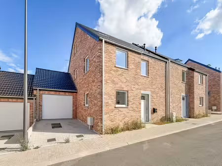 maison neuve 3 chambres avec garage  grenier  jardin  peb a