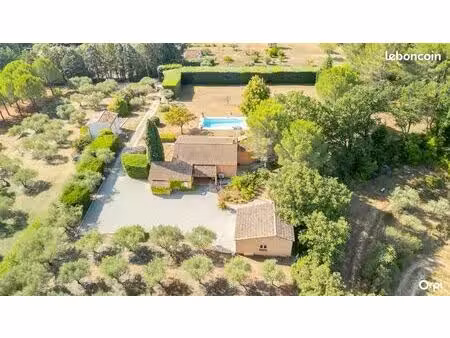 villa 5 pièces 149 m²