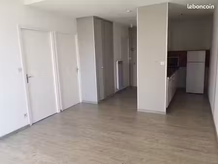 2 pièces 43 m2 + garage 17 m2