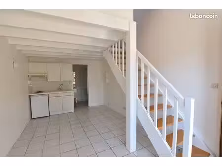 angoulême – 5 min sud – agréable petite maison f2 duplex  parking