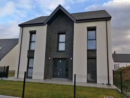 pavillon 7 pièces 110 m²