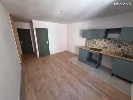 appartement f2 refait a neuf