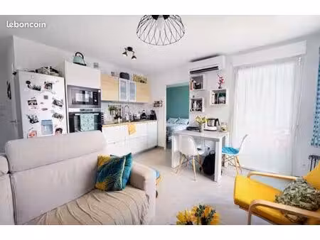 superbe t2 récent de 39 m² avec balcon & garage boxé – secteur hôpital laveran (marseille 