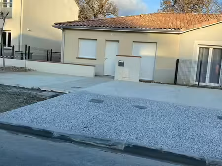 maison t3 récente 66 m2 le vernet 31810 a 600m de la gare