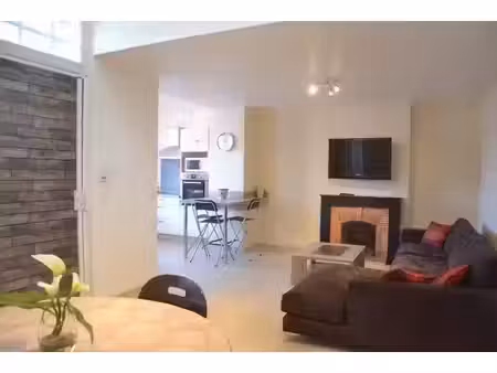 location meublée maison 4 pièces 91 m² à marseille 9ème (13009)  1 416 €