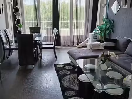 location appartement 4 pièces 80 m² à pontoise (95000)