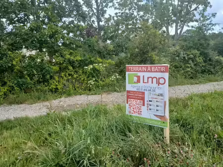 vente terrain 1235 m² à la roche-sur-yon (85000)  98 000 €