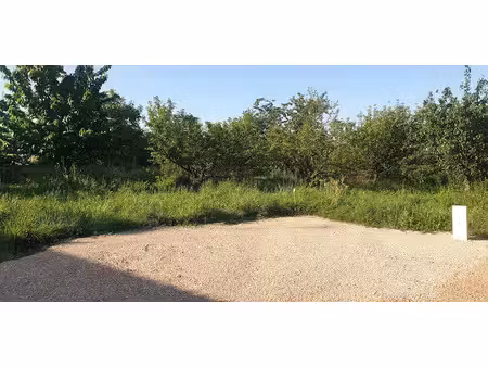 vente terrain 703 m² à l'isle-jourdain (32600)  127 000 €