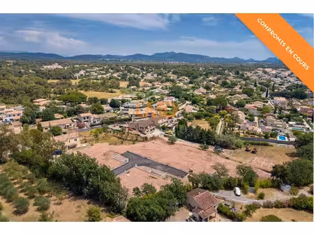 vente terrain 728 m² à puget-sur-argens (83480)  285 000 €