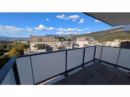 location meublée appartement 2 pièces 43.65 m² à annecy (74000)  1 000 €