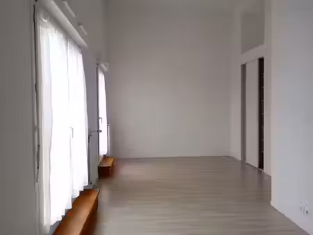 location appartement 2 pièces 49 m² à rennes (35000)  750 €