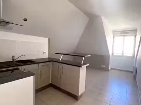 location appartement 1 pièce 27.11 m² à coulommiers (77120)  690 €