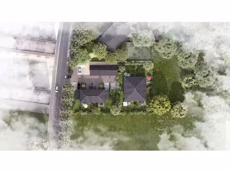 cognin proche commerces - appartement 4 pièces en duplex avec jardin  terrasse et garage