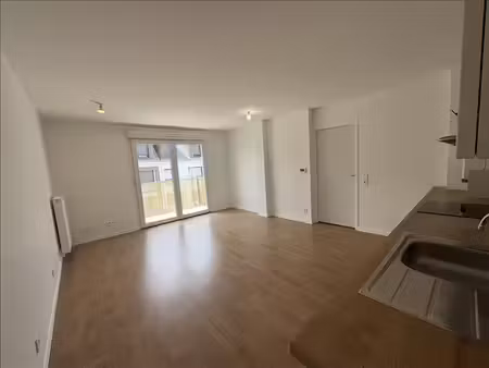 appartement - 3ème étage - 60 80 m2 - 3 pièces