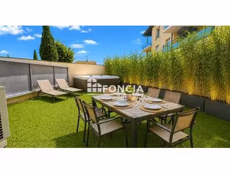 lardennes - residence prisee - t2 - terrasse de 22 m2 - parking - cellier - piscine