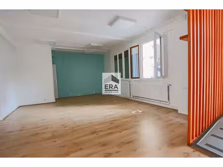 local commercial paris bureau
