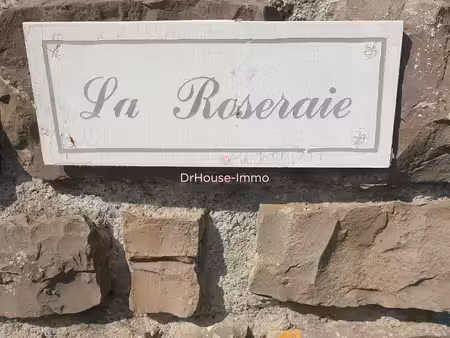 maison atypique au charme incomparable au coeur de civray