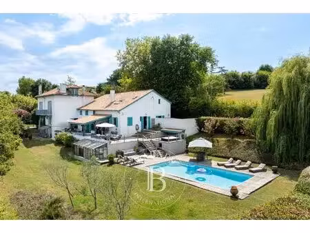 arbonne  ancienne ferme de 1880 avec piscine