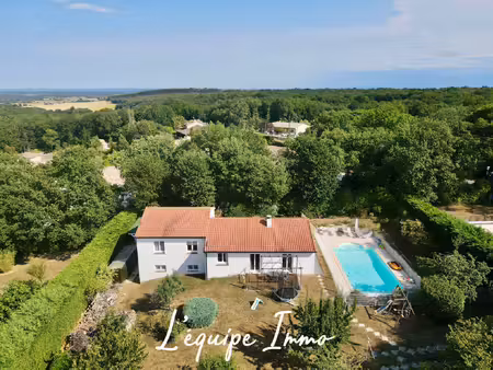 villa t5 130m2 avec garage piscine et jardin attenant