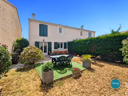 maison avec jardin et garage