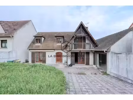 maison villecresnes 5 pièce(s) 131.10 m2 + dépendance t2 43 33