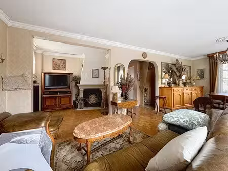 yerres proche saint-pierre -maison familiale de 118 m² avec jardin arboré – fort potentiel