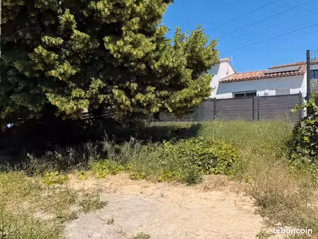 terrain 343 m² gardanne