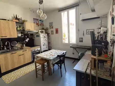 à vendre – t2 de 41 m² en parfait état – cours julien - notre dame du mont  marseille