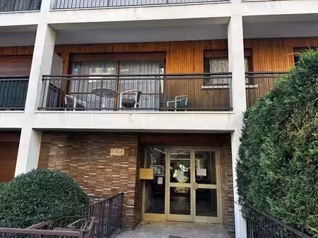 location meublée appartement 2 pièces 47 m² à vincennes (94300)  1 400 €