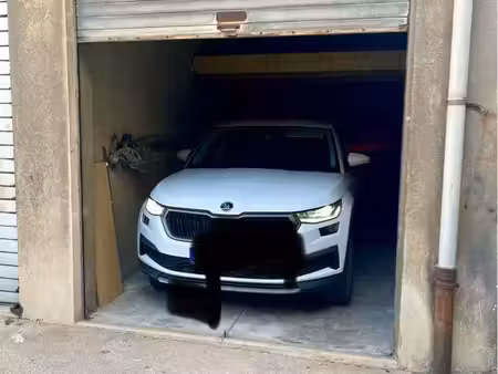 garage à vendre. rue madon