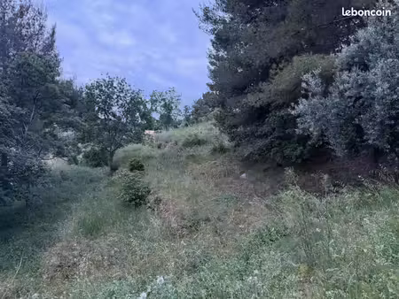 terrain 2 087 m² roquevaire